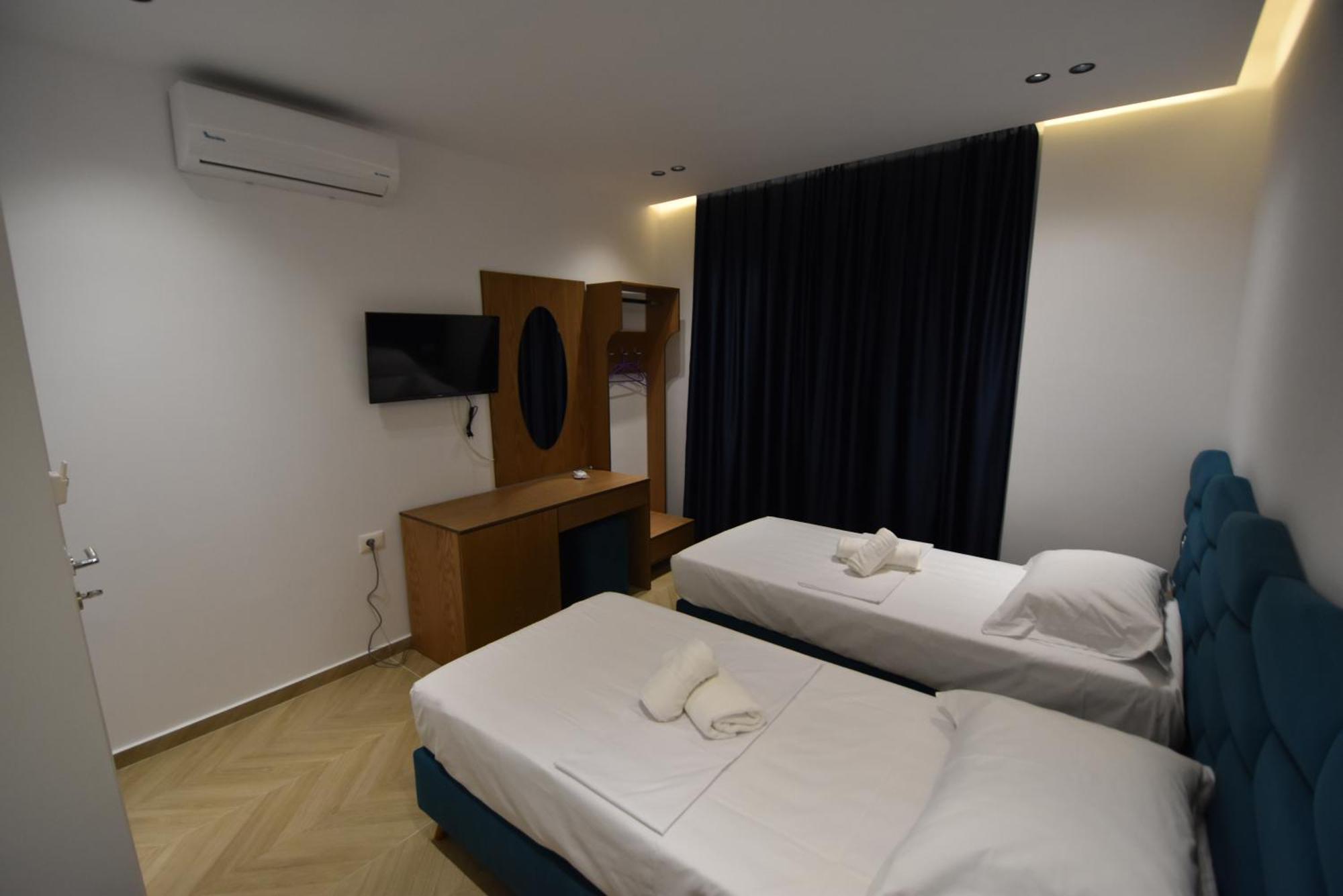Agimi Hotel Ksamil Eksteriør billede