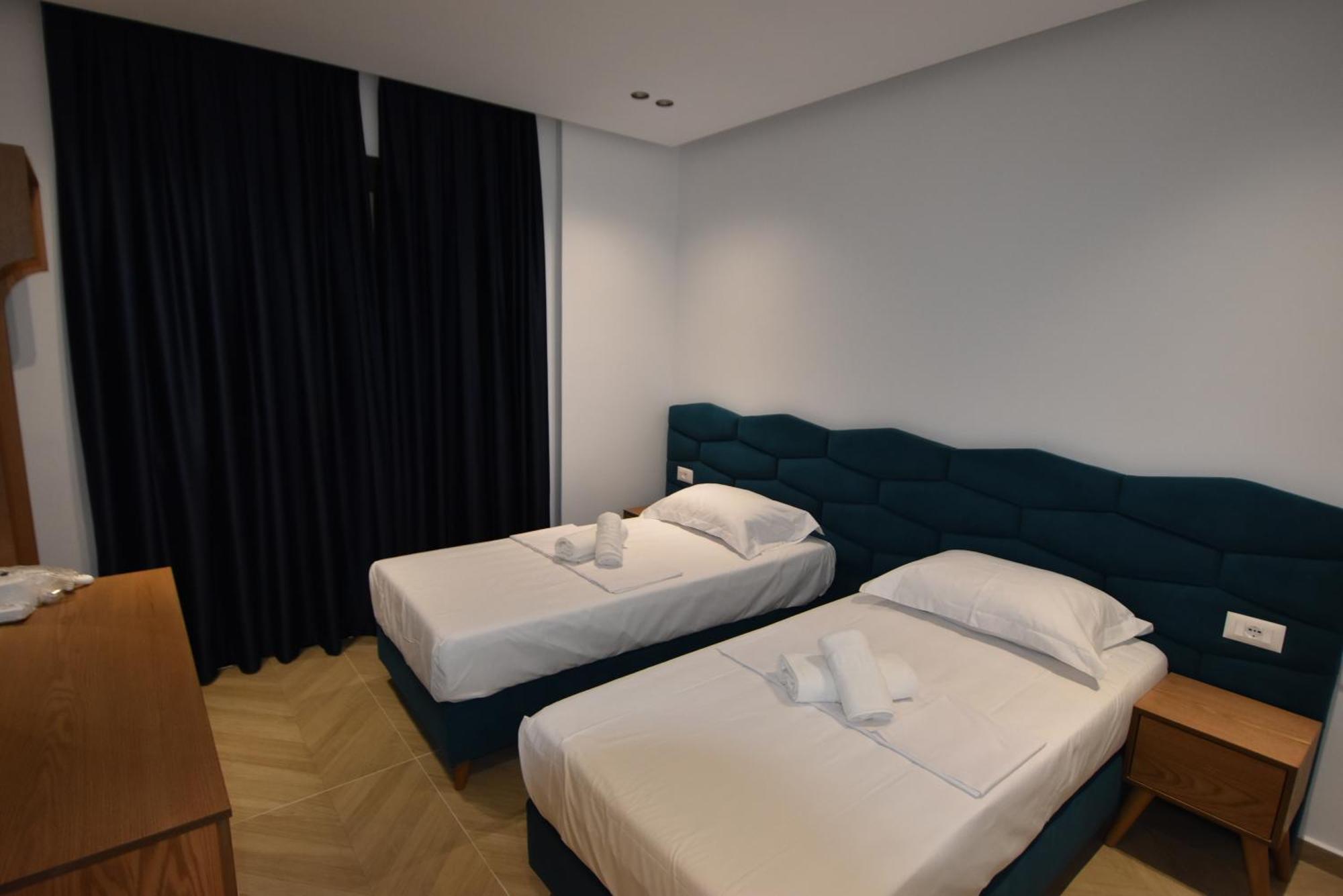 Agimi Hotel Ksamil Eksteriør billede